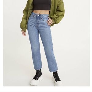Levi’s Wedgie ankle Jean size 25x28